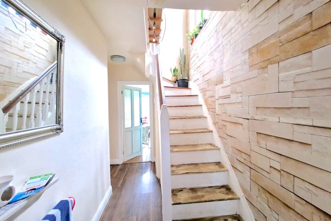 4 bed semi-detached house
