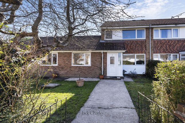 Stanley Close, Staplehurst, Tonbridge 5 bed end of terrace house for sale