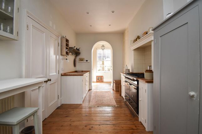 Wellington Square, Hastings 4 bed terraced house for sale