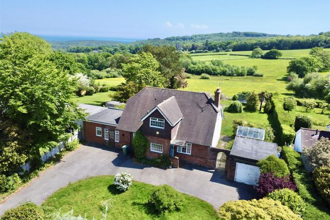 4 bed detached house