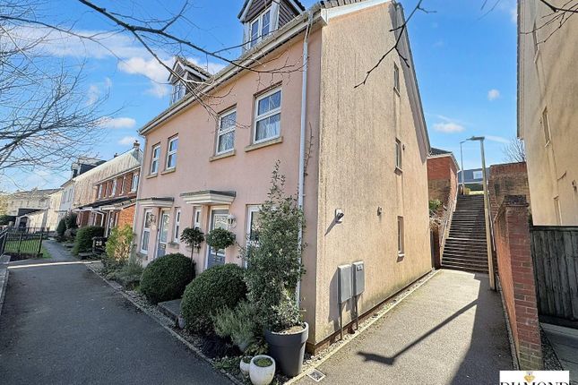 3 bed town house