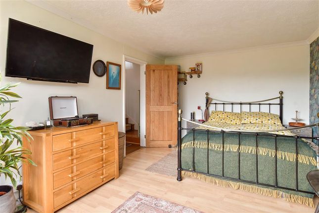 3 bed semi-detached house