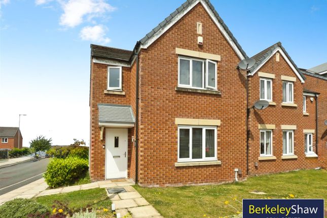 Finch Drive, Maghull, Liverpool 3 bed detached house for sale