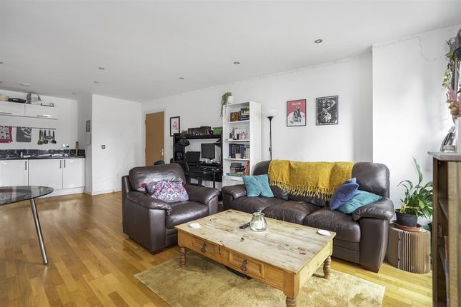 Town Square, Kerry Garth, Horsforth 1 bed apartment for sale