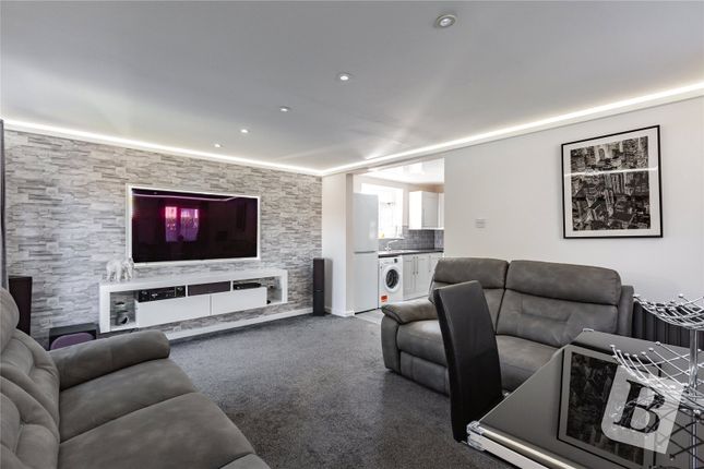 Parsonage Road, Rainham, RM13 2 bed detached bungalow for sale