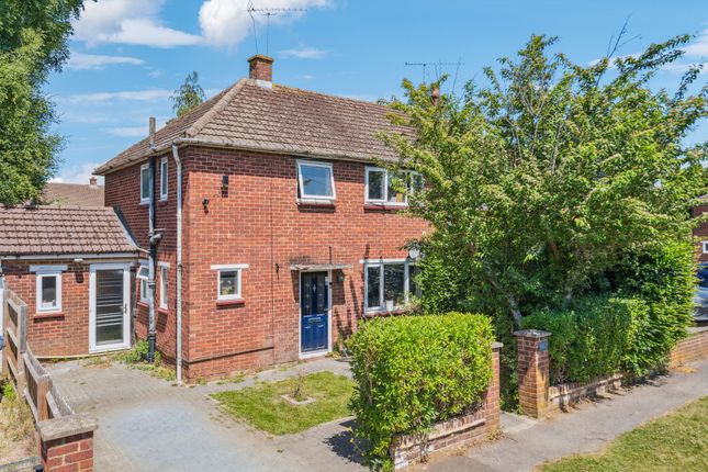 Close To Town & Station, Maidenhead 3 bed semi