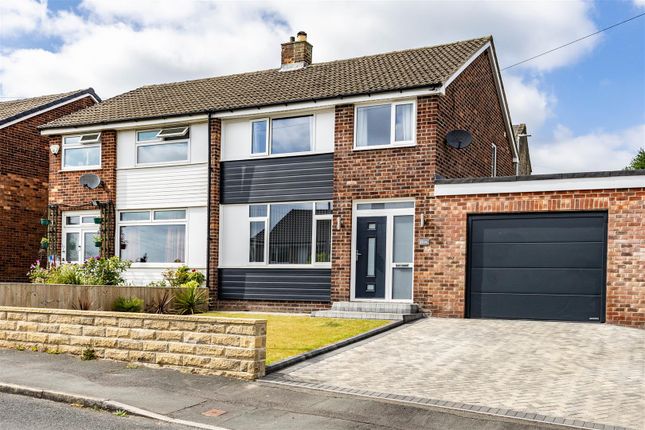Astral Avenue, Halifax HX3 3 bed semi