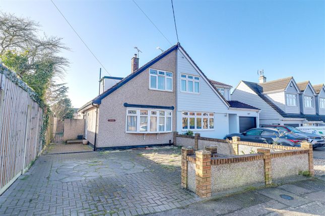 111 Villa Road, Benfleet SS7 4 bed semi