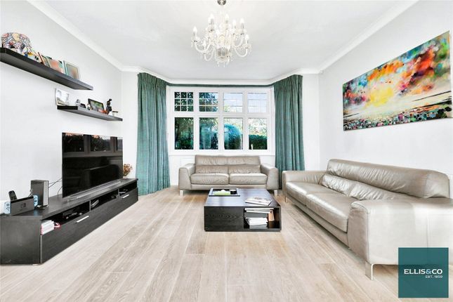 5 bedroom semi-detached house for sale