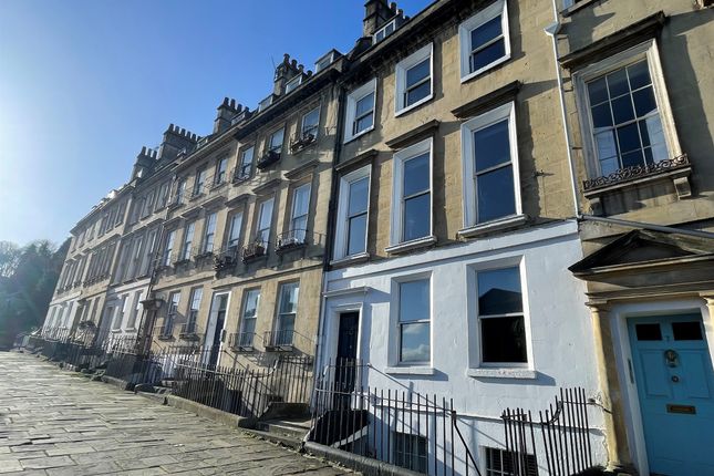 5 bedroom town house for sale