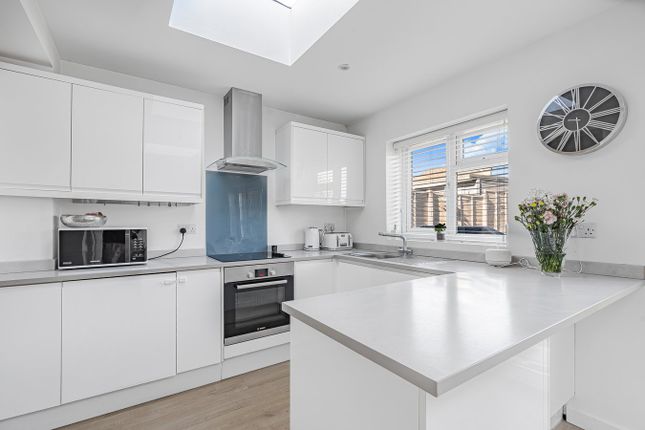 4 bedroom semi-detached house for sale
