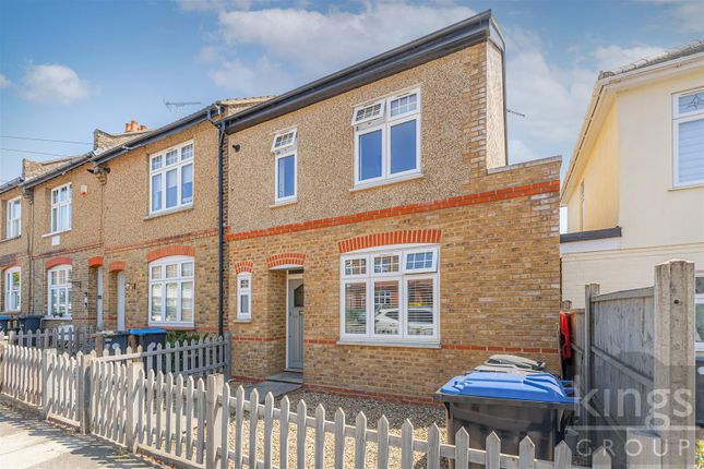 Bridgenhall Road, Enfield 3 bed end of terrace house for sale