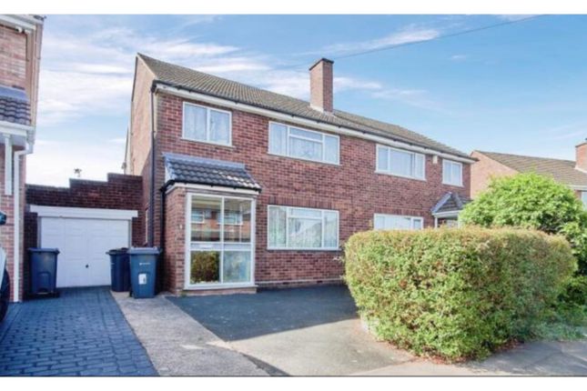 3 bedroom semi-detached house for sale