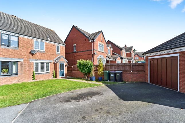 Tining Close, Bridgnorth WV16 3 bed semi