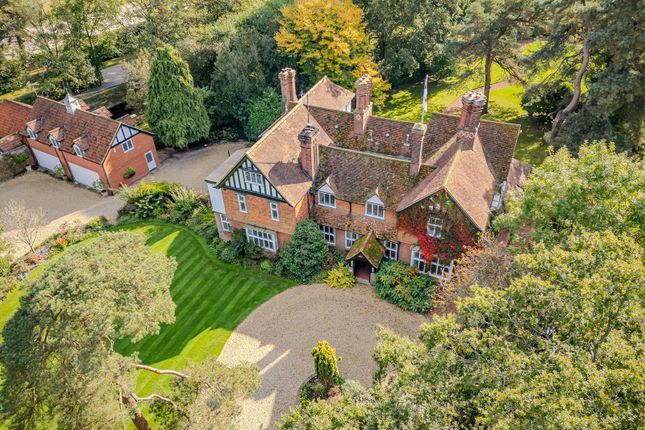 Hyde Lane, Chelmsford CM3 7 bed detached house for sale