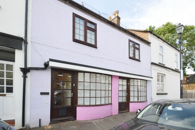 Oxford Road, Windsor 2 bed terraced house for sale
