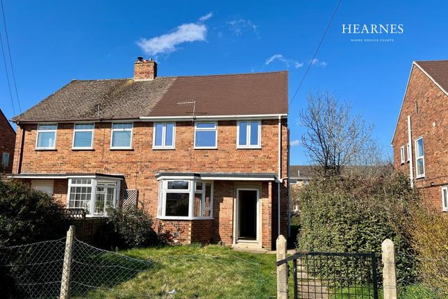 Hardy Crescent, Wimborne, BH21 2AR 3 bed semi