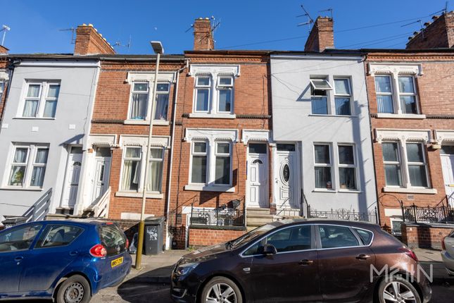 Halstead Street, Leicester LE5 3 bed terraced house for sale