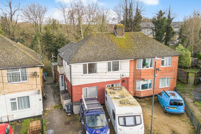Melmore Gardens, Cirencester... 2 bed apartment for sale