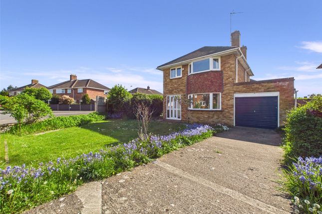 Farrant Avenue, Churchdown... 3 bed detached house for sale