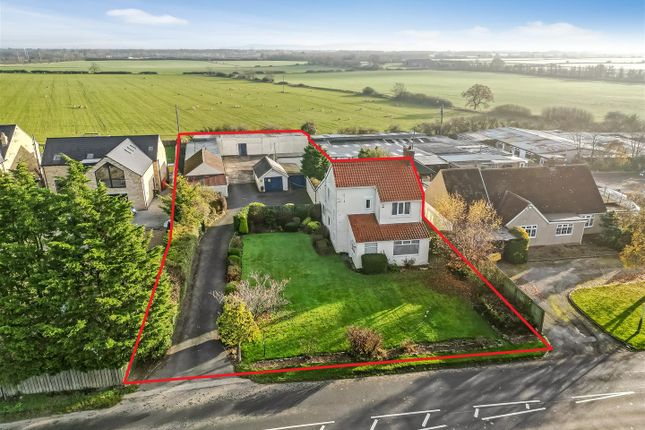 3 bed detached house