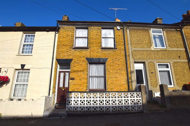 Saxton Street, Gillingham 2 bed terraced house for sale