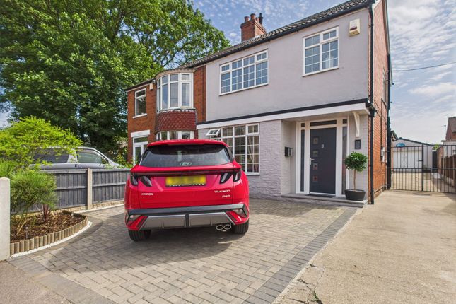 Priory Lane, Scunthorpe DN17 3 bed semi