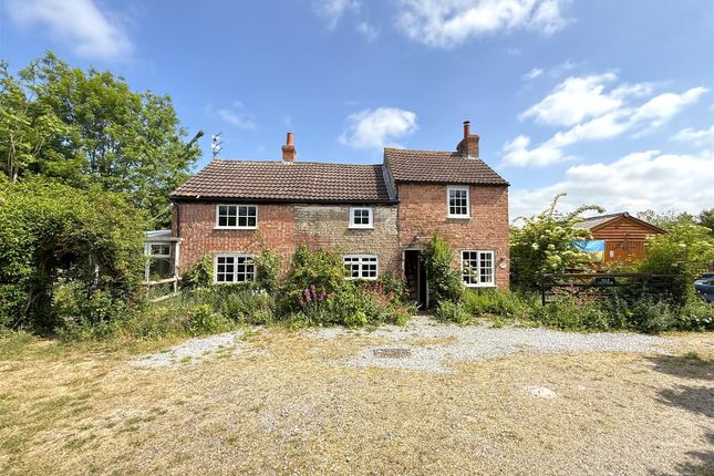 Lombard Street, Orston 4 bed detached house for sale