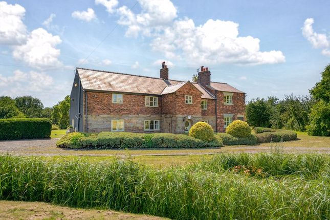 Broad Lane, Aughton L39 5 bed farm house for sale