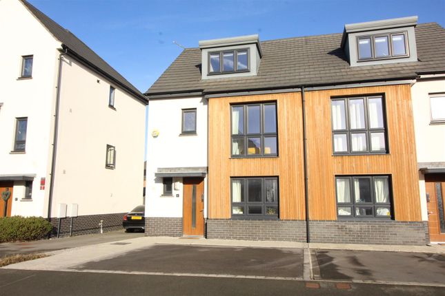 4 bedroom semi-detached house for sale
