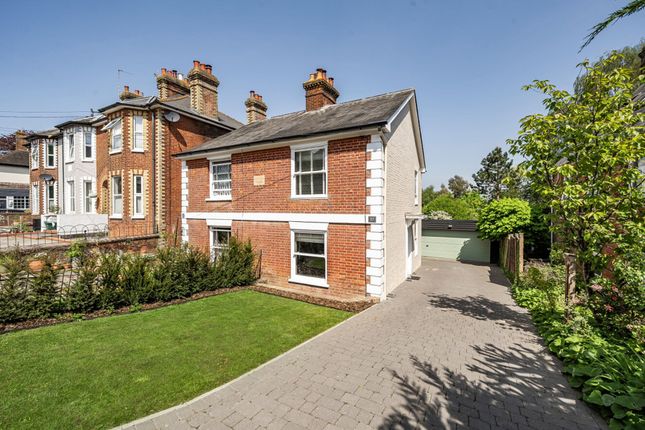 Hastings Road, Pembury, TN2 3 bed semi