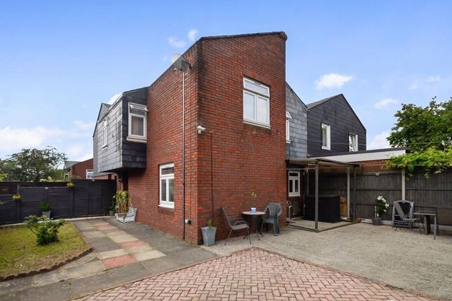 4 bedroom semi-detached house for sale