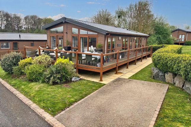 Lake View, Worcester WR6 2 bed park home for sale