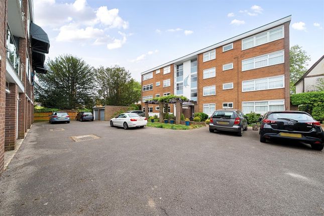 2 bed flat