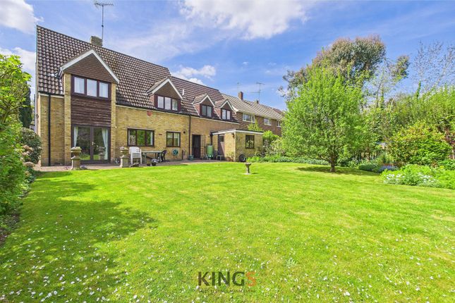 Sunnyfield, Hatfield, AL9 5 bed detached house for sale