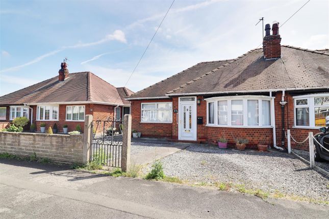 2 bedroom semi-detached bungalow for sale