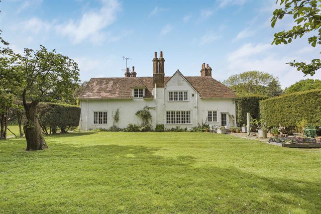5 bedroom end of terrace house for sale