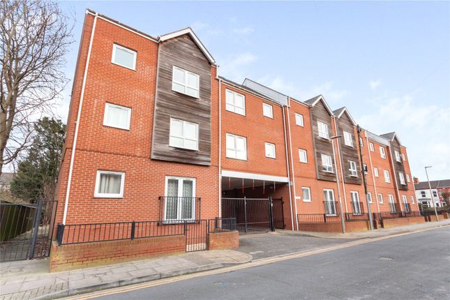 2 bed flat