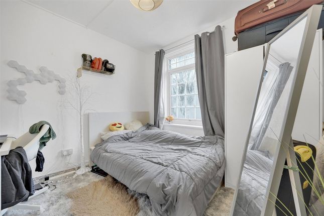 Munden House, Bromley High Street... 3 bed apartment for sale