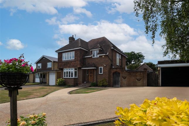 London Road South, Merstham, Redhill... 3 bed detached house for sale