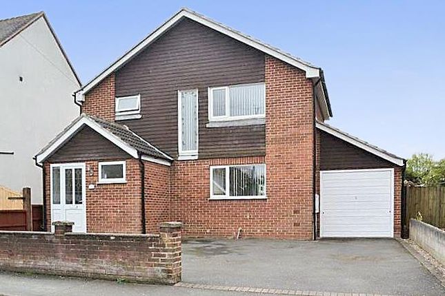 York Road, Swadlincote DE11 3 bed detached house for sale