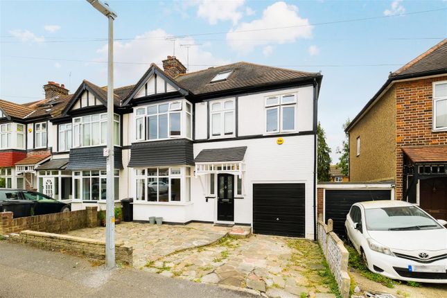 Chestnut Avenue, Buckhurst Hill 5 bed semi