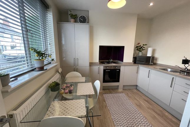 2 bedroom house for sale