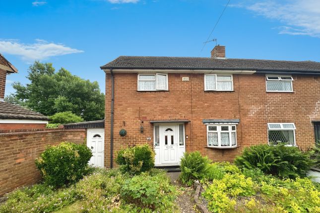 Barnfield Road, Wolverhampton WV1 2 bed semi