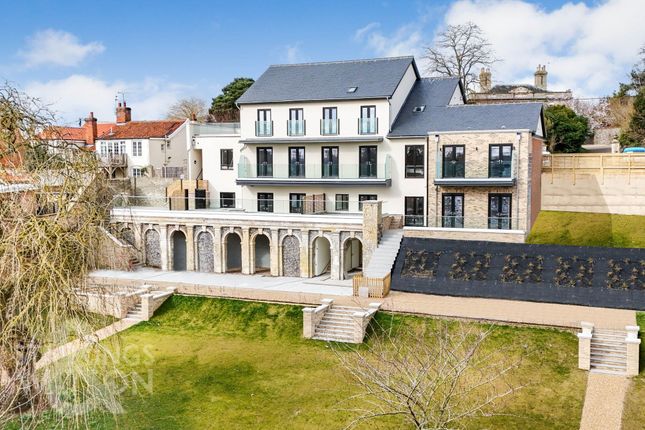 Denmark Street, Diss 2 bed apartment for sale