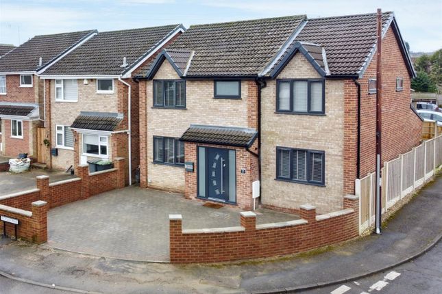 Metcalf Road, Newthorpe, Nottingham 4 bed detached house for sale
