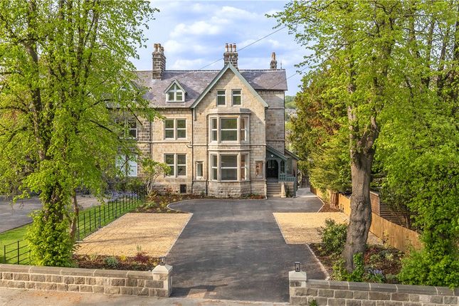 Skipton Road, Ilkley, West Yorkshire... 2 bed penthouse for sale