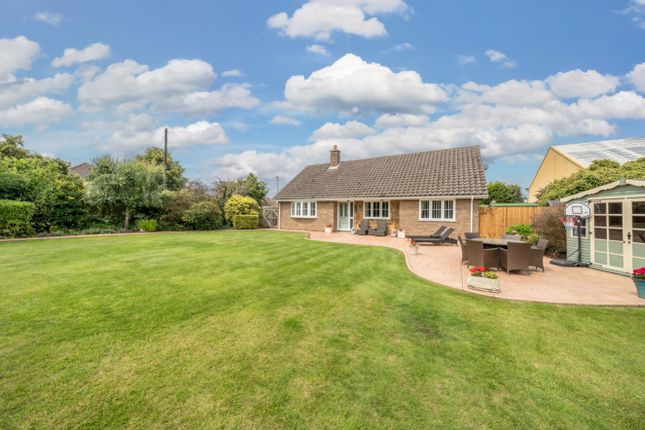 4 bedroom detached bungalow for sale
