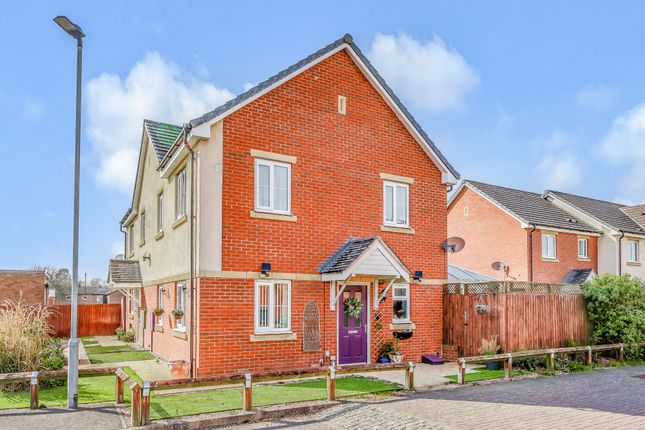 2 bedroom semi-detached house for sale
