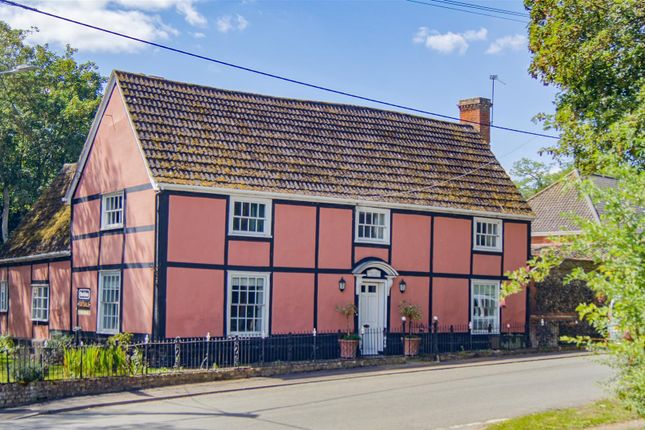 The Street, Pakenham 5 bed detached house for sale